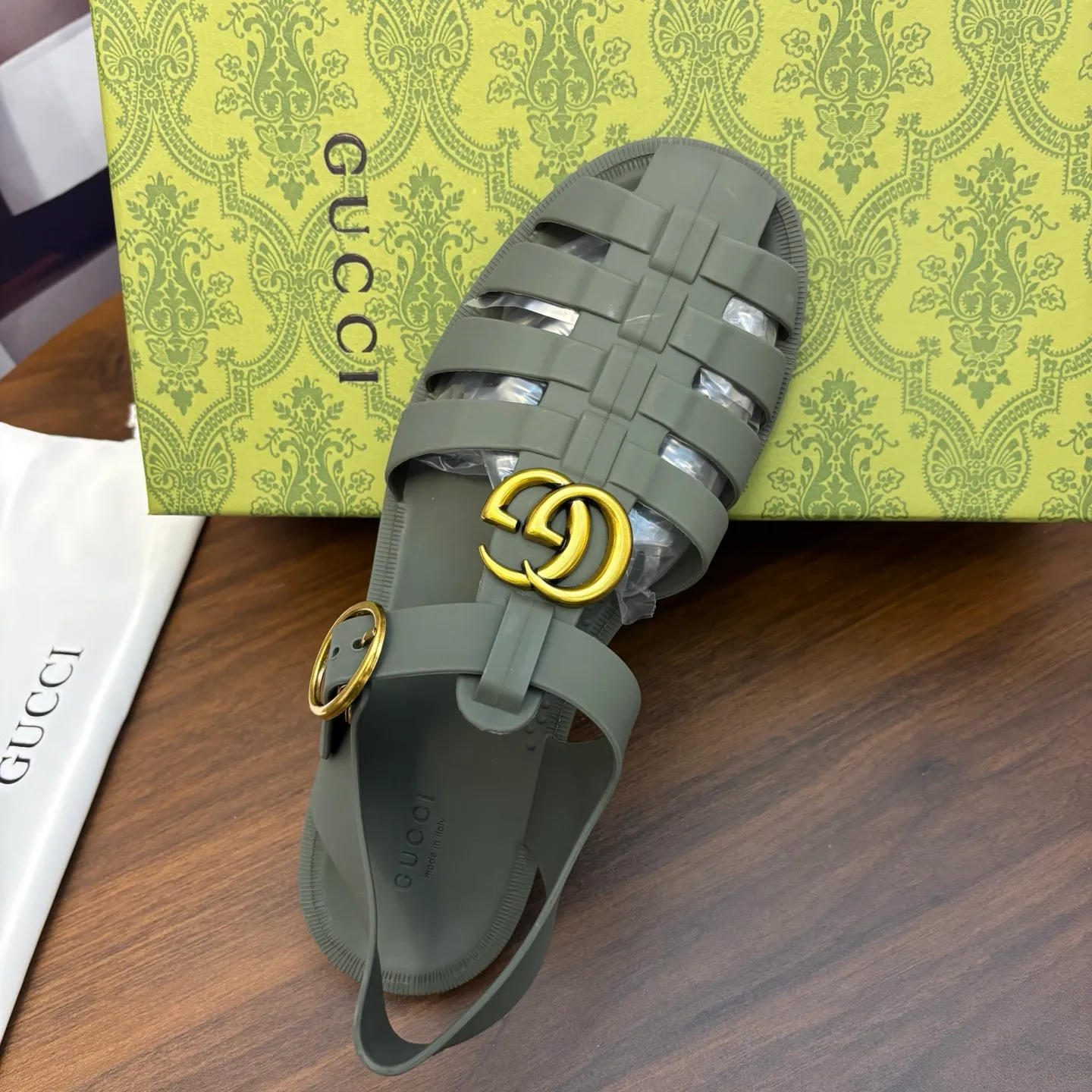 Men's shoes 260💰 [Gucci] Counter quality, top-quality original goods, real photos! Original TPU material, fine workmanship, comfortable; genuine 1:1 replica Size: 36 ~ 46